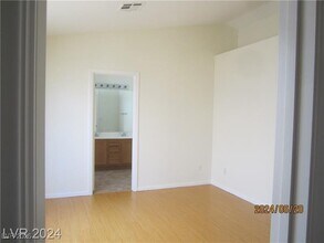 7031 Salt Marsh Ct in Las Vegas, NV - Building Photo - Building Photo