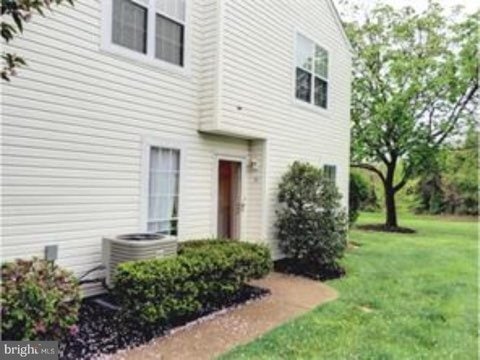 property at 39 Banbury Ct