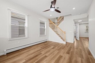 11 Obrien Ct in Bayonne, NJ - Building Photo - Building Photo