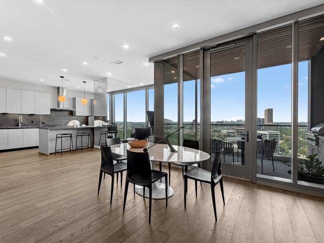 property at 1711 Allen Pkwy