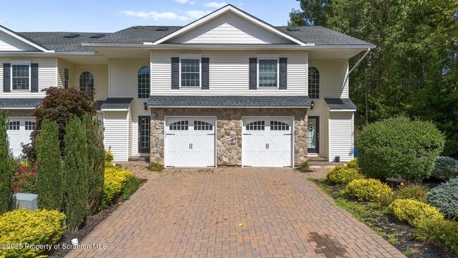 property at 371 Orchard St