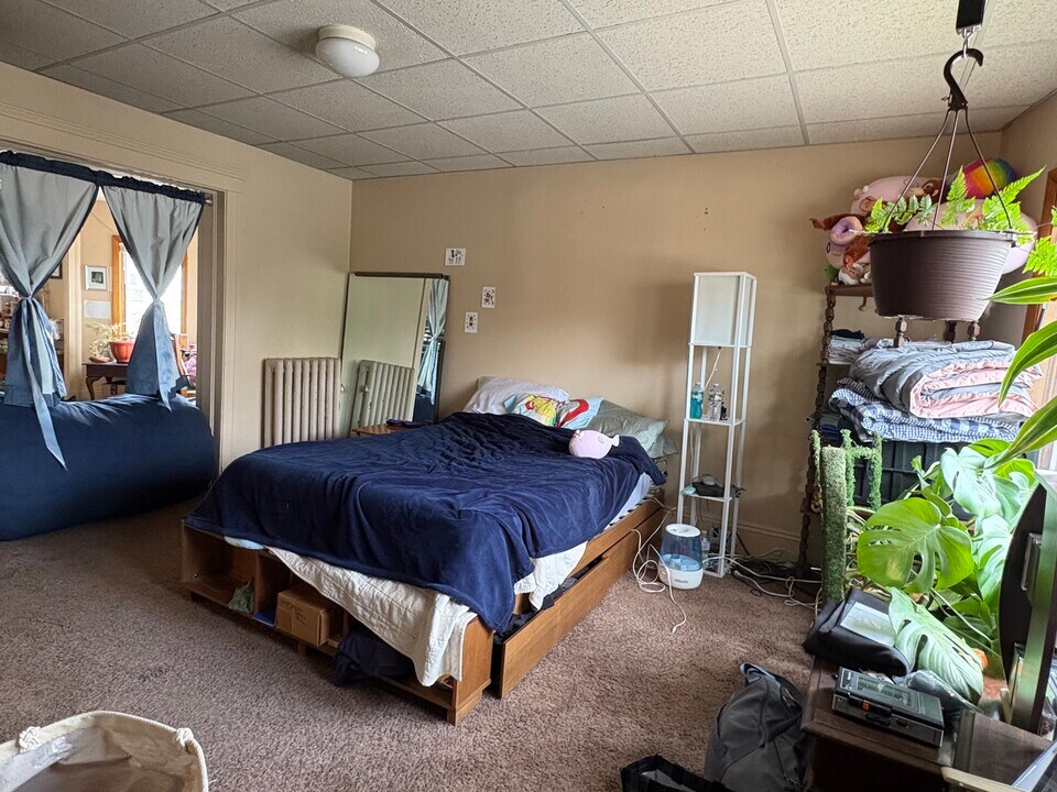 325 Main St, Unit 2 in Medford, MA - Foto de edificio