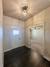 12092 Meers Porterhill Rd in Fletcher, OK - Foto de edificio - Building Photo