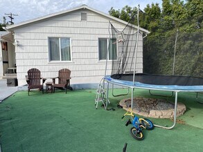 5254 San Jacinto Pl in San Diego, CA - Building Photo - Building Photo