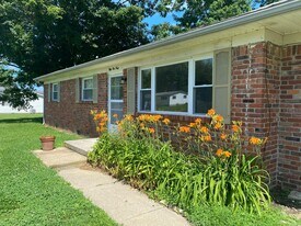 5440 W Orchard Dr in Bloomington, IN - Building Photo