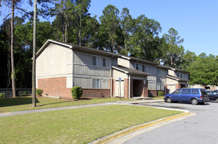 Harbor Square III in Hinesville, GA - Building Photo