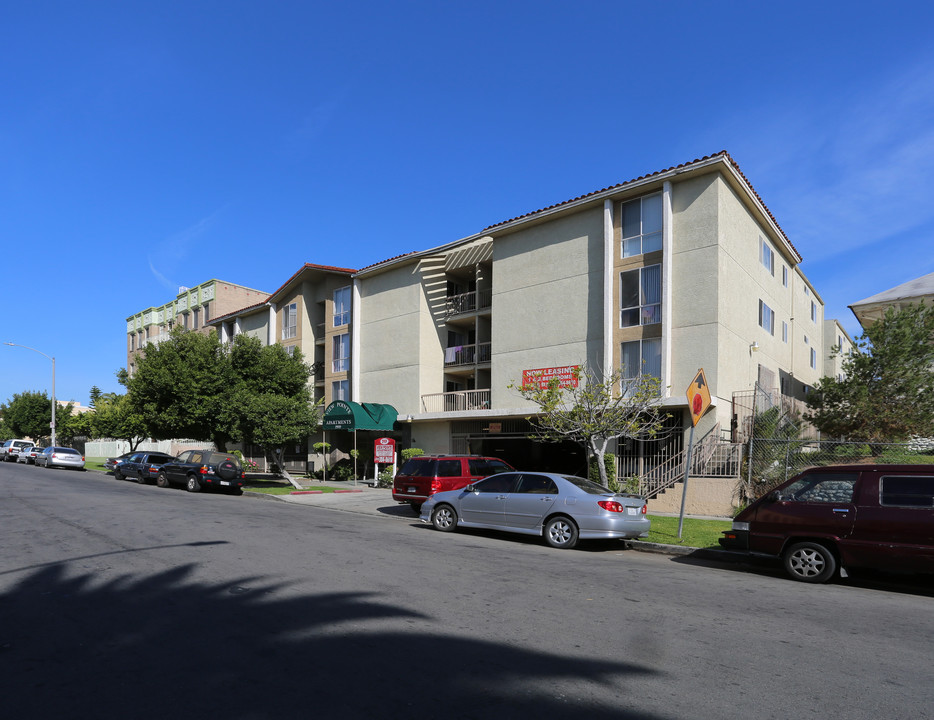 View Point Apartments in Los Angeles, CA - Building Photo