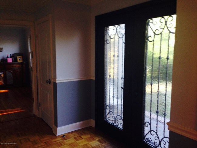 3 Darien Dr in West Long Branch, NJ - Building Photo - Building Photo