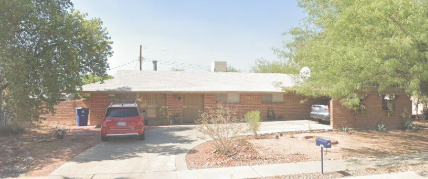 7447 E 31st St in Tucson, AZ - Foto de edificio