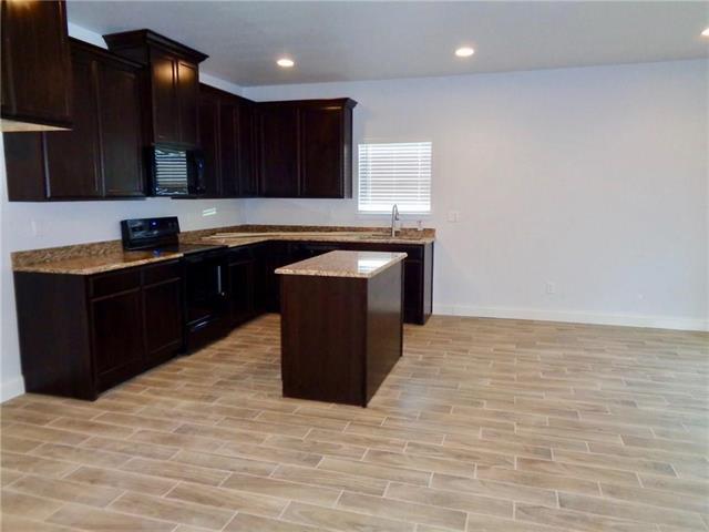 4517 Henry St in Greenville, TX - Building Photo - Building Photo