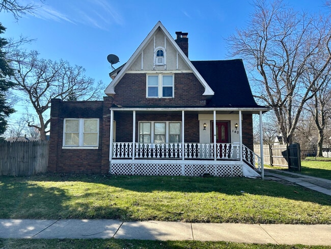 1407 Strong Ave in Elkhart, IN - Foto de edificio - Building Photo