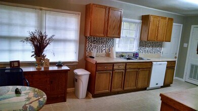 415 W G Ave in North Little Rock, AR - Building Photo - Building Photo