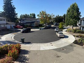 10366 Greenwood Ct in Cupertino, CA - Building Photo