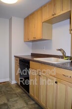 24 Dendron Ct in Parkville, MD - Foto de edificio - Building Photo