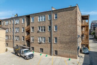 240 - 246 S Maple Ave in Oak Park, IL - Foto de edificio - Building Photo