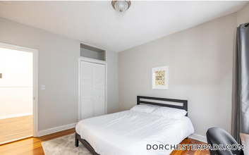17 Cawfield St in Boston, MA - Building Photo - Building Photo