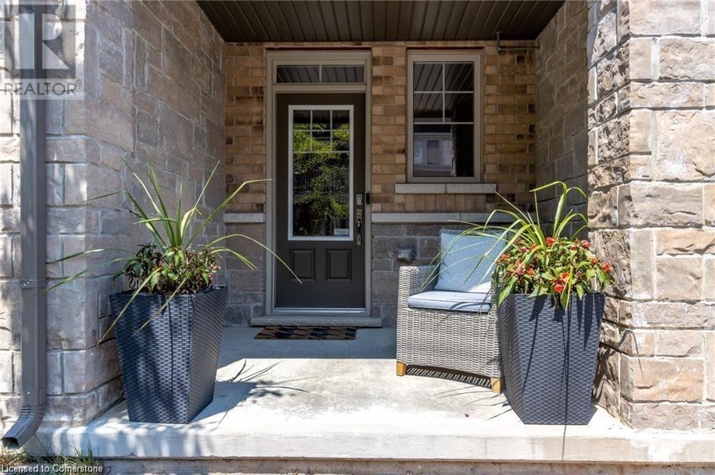 201 Westbank Trail in Stoney Creek, ON - Building Photo