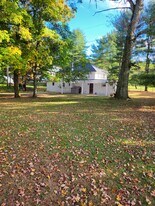 48 Daniele Dr in Millbrook, NY - Building Photo