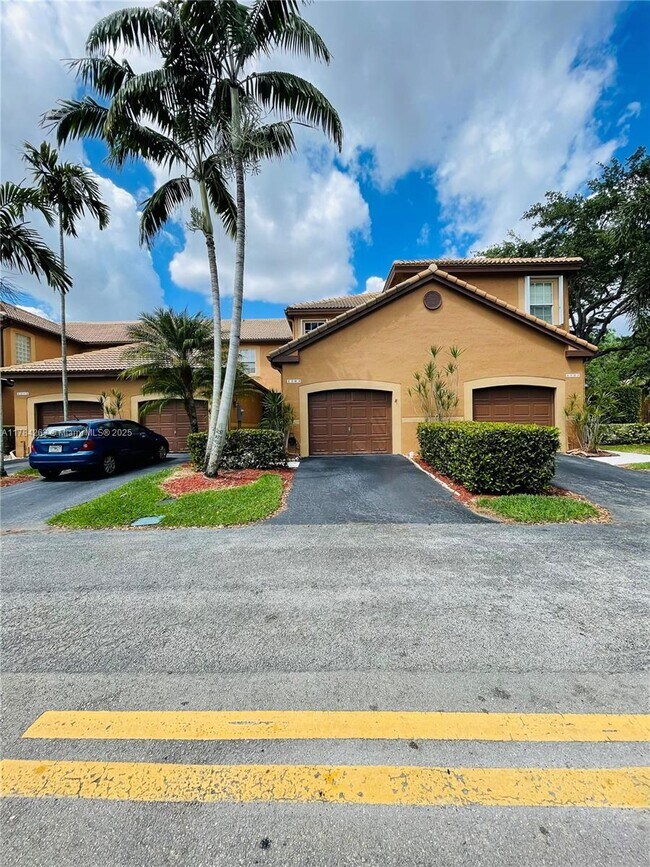 1503 Veracruz Ln in Weston, FL - Building Photo - Building Photo