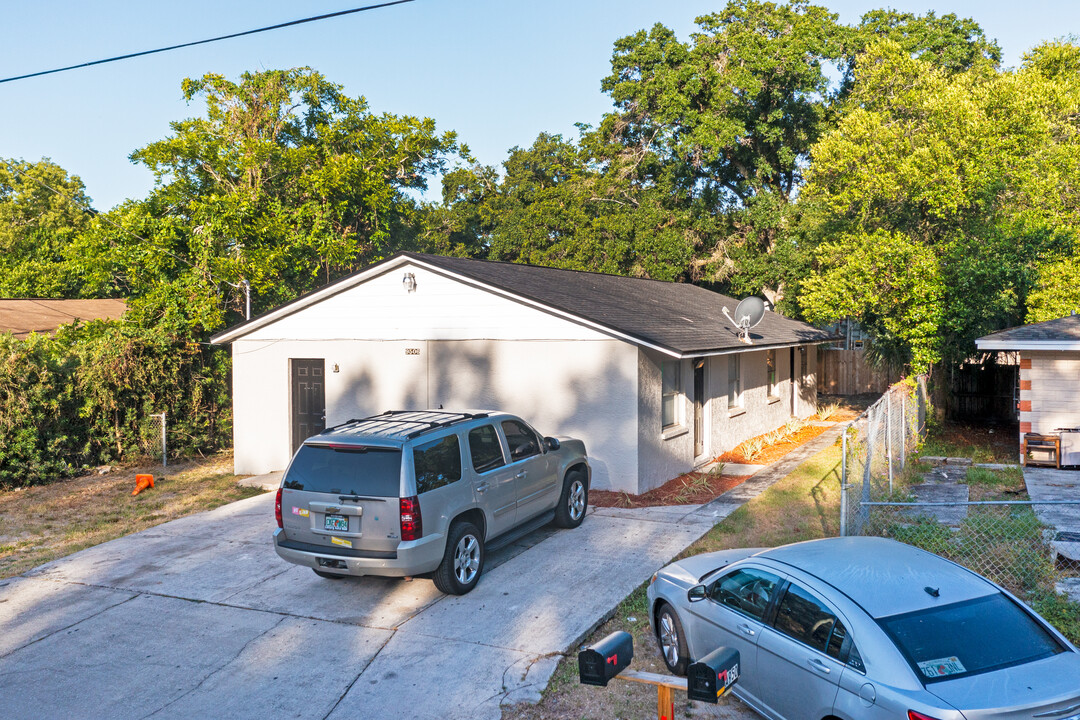 9506 N 13th St in Tampa, FL - Building Photo