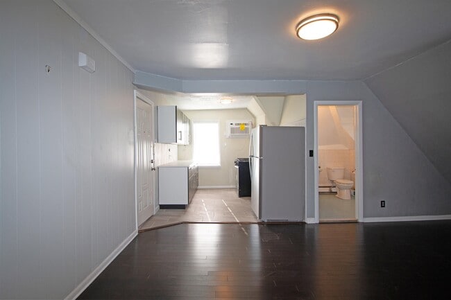 property at 24-26-26 E 32nd St