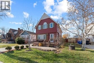 379 Laporte Ave in Windsor, ON - Building Photo - Building Photo