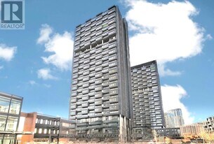 1 Quarrington Lane in North York, ON - Building Photo