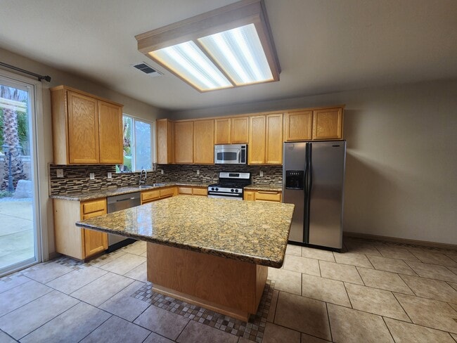 2469 De Beers Ct in Yuba City, CA - Building Photo - Building Photo