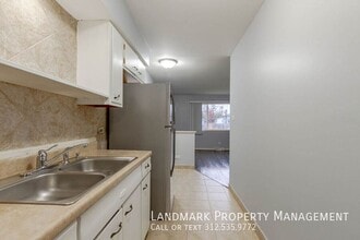 440 W División St in Villa Park, IL - Building Photo - Building Photo