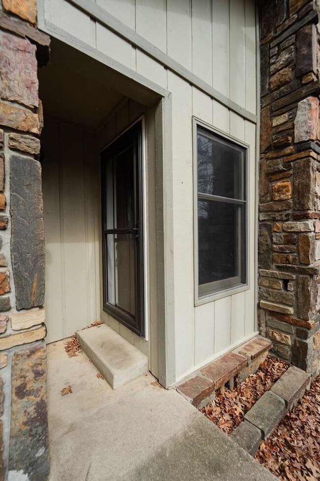 70 Laguna Way in Hot Springs, AR - Building Photo - Building Photo