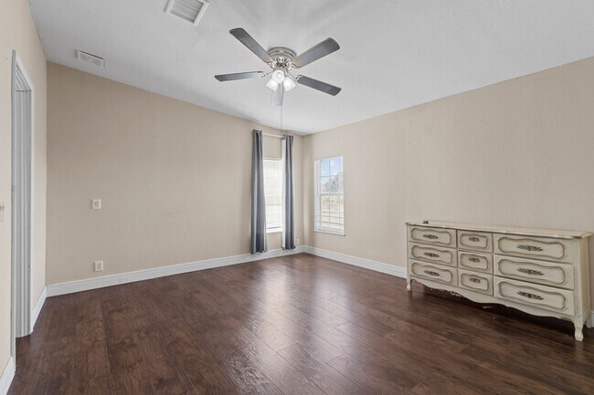 241 Trotting Trail in Osteen, FL - Building Photo - Building Photo