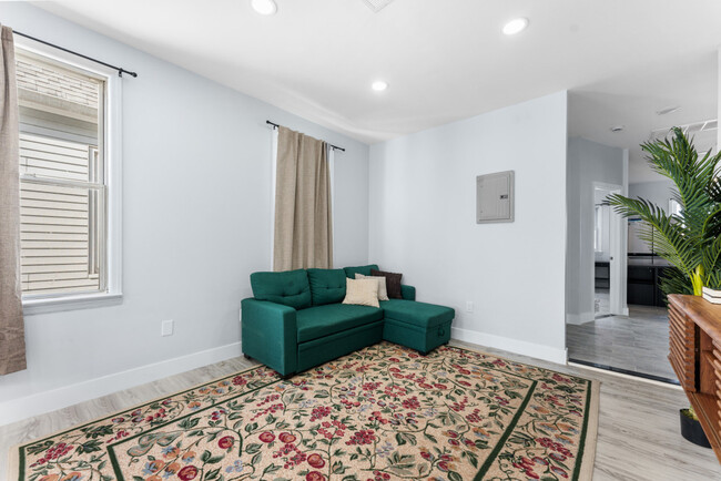 23 Obrien Ct in Bayonne, NJ - Building Photo - Building Photo