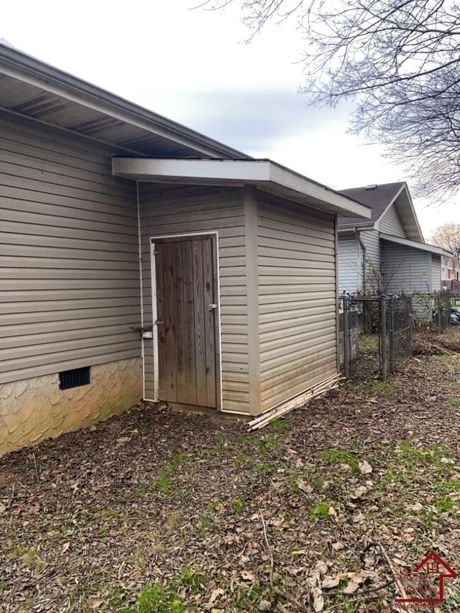 property at 29 Scruggs St