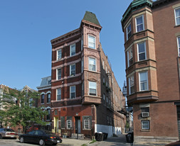 1312 W Cullerton St Apartments