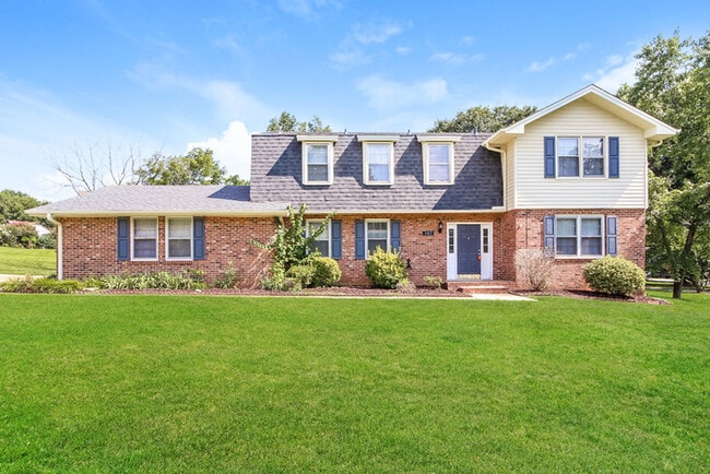 property at 107 Meadowbrook Dr
