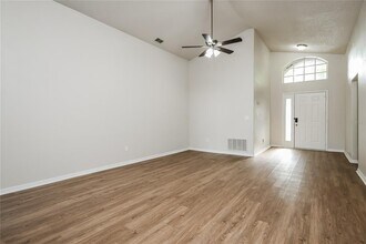 2321 Paulette Dr in Haines City, FL - Building Photo - Building Photo