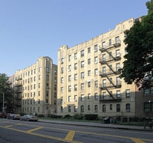832 Ocean Ave in Brooklyn, NY - Building Photo