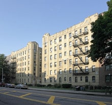 832 Ocean Ave Apartments