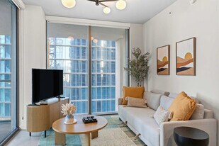 11 NE 6th St, Unit SI ID1388267P in Miami, FL - Building Photo