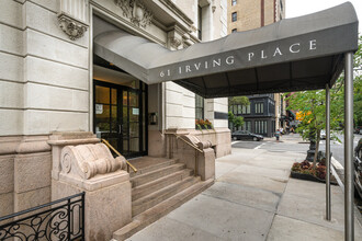 61 Irving Pl in New York, NY - Building Photo - Building Photo