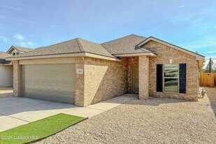 2017 Kenwood Ave, Unit 1234 in Lubbock, TX - Building Photo