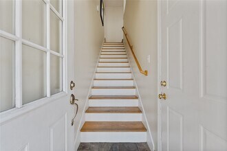 1819 Branard St in Houston, TX - Building Photo - Building Photo
