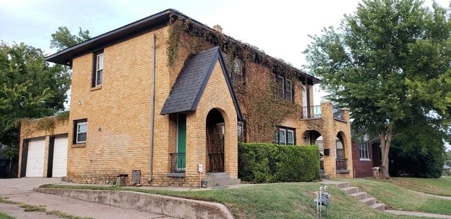 property at 1213 NW 13th St