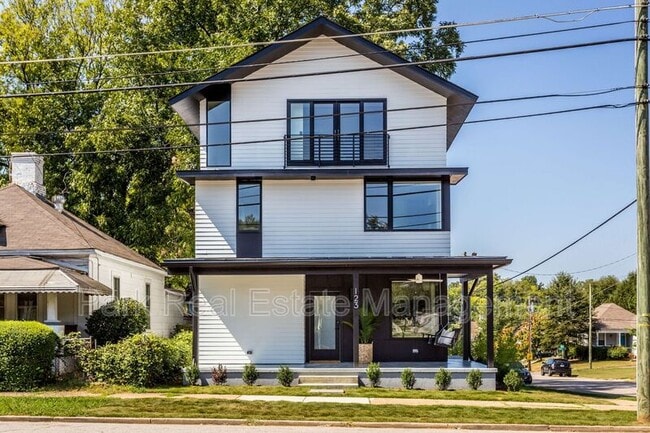 property at 123 Idlewild Ave