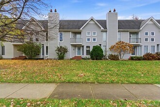 5186 E 14 Mile Rd in Warren, MI - Building Photo - Building Photo