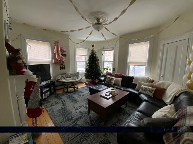 129 Saint Alphonsus St, Unit 1