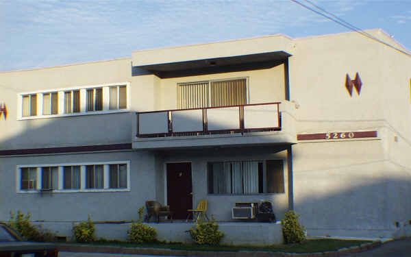 5260 Riverton Ave in North Hollywood, CA - Building Photo - Building Photo