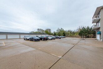 3305 Sunset Ave in Waukegan, IL - Building Photo - Building Photo