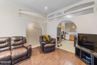 2297 Lisa Sherr St in El Paso, TX - Building Photo - Building Photo