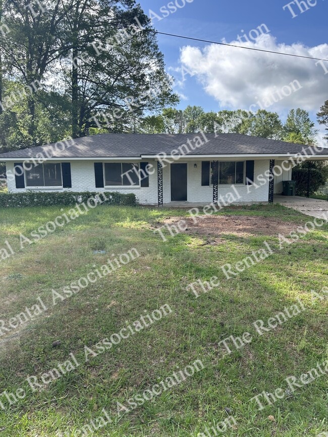 property at 1801 Roosevelt Dr